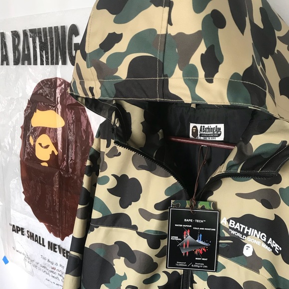 A Bathing Ape 1st Camo Hoodie Jacket - Picture 4 of 4